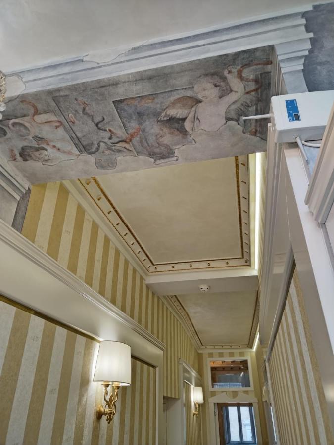 Piazza Venezia Luxury Suite ローマ エクステリア 写真