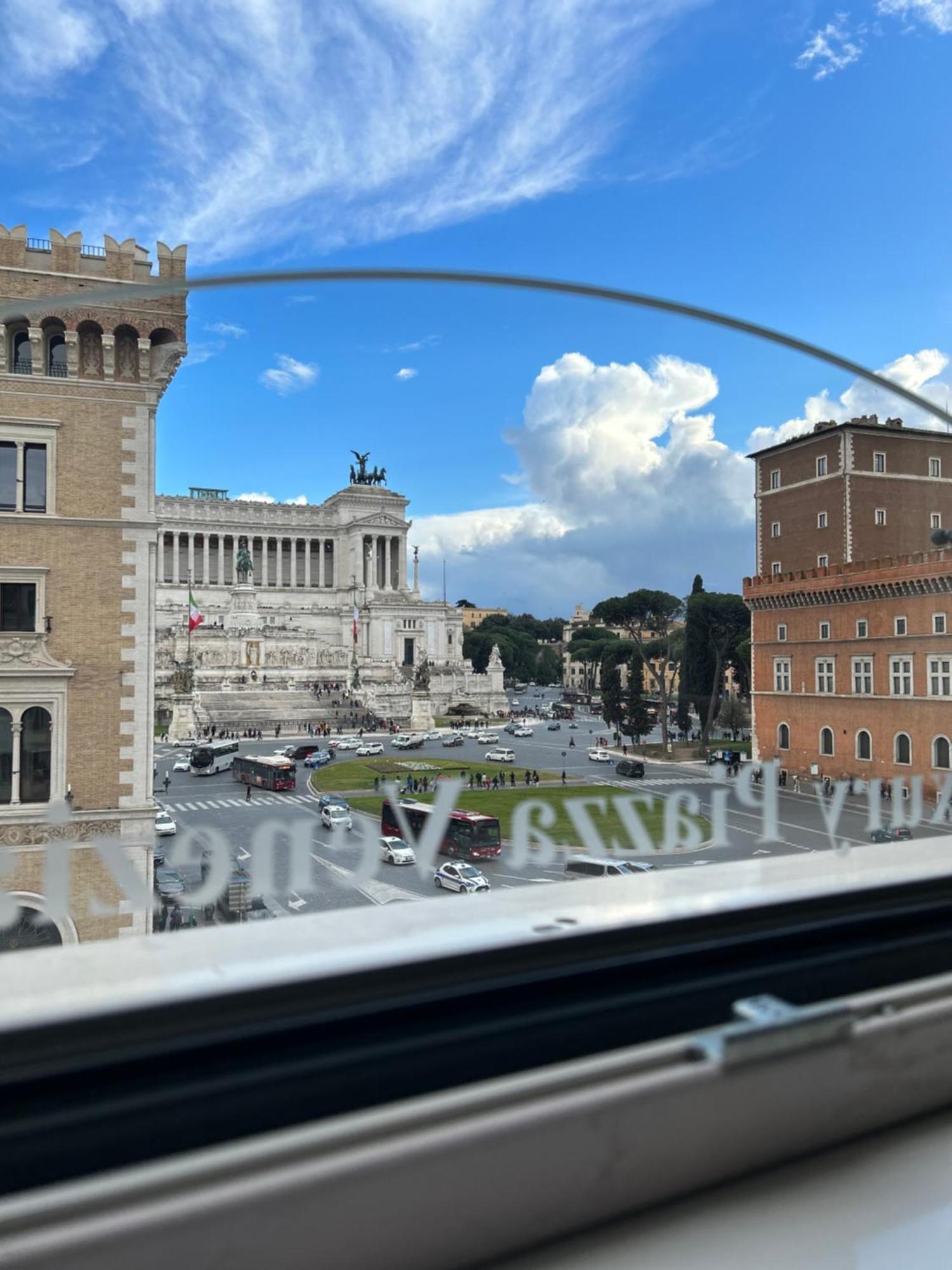 Piazza Venezia Luxury Suite ローマ エクステリア 写真